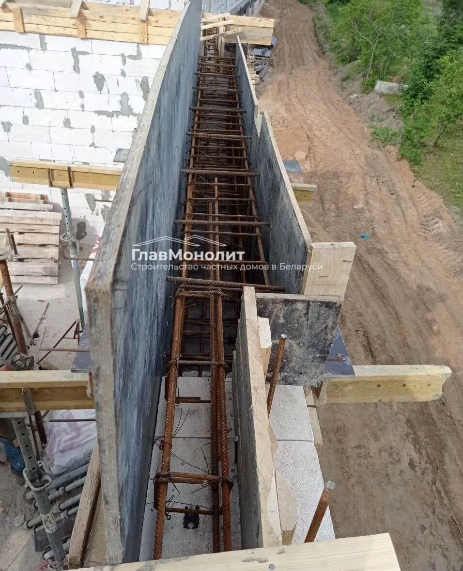 Одноэтажный коттедж из газосиликата с плоской кровлей — фото 16